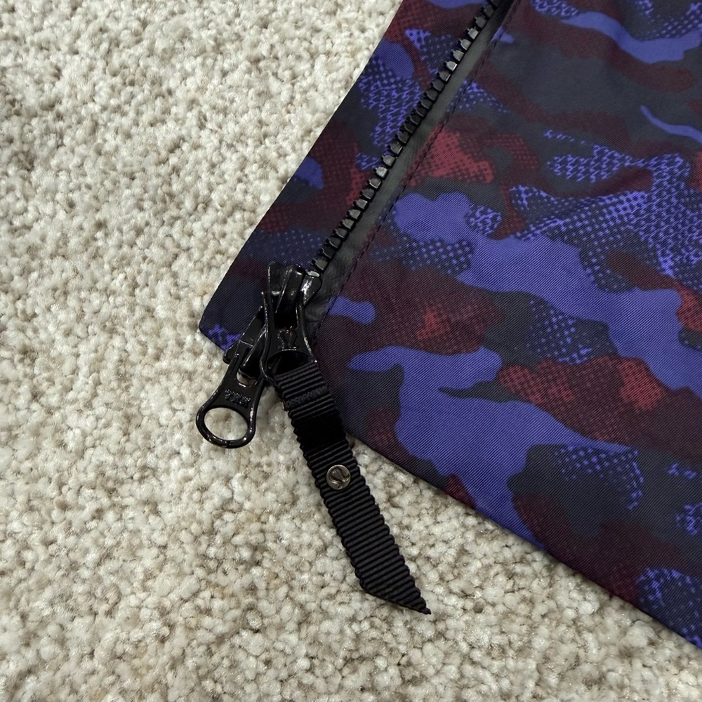 Lululemon Rain for Daze II Jacket - Picture 10 of 10